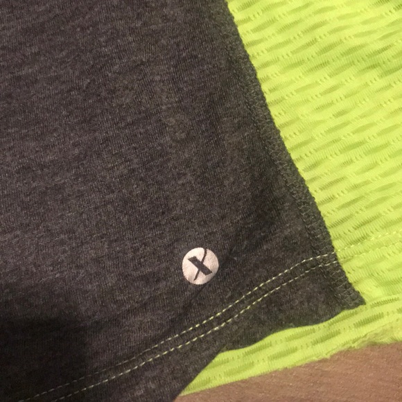 Xersion tank top - Picture 2 of 3